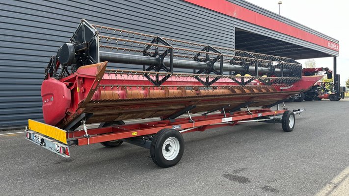 Moissonneuse batteuse Case IH AXIAL-FLOW 8240 HD