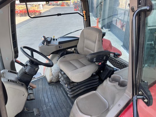 Tracteur agricole Case IH MAGNUM 235 EP EVOLUTION - 235