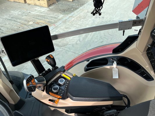Tracteur agricole Case IH OPTUM 300 CVX DRIVE AFS CONNECT