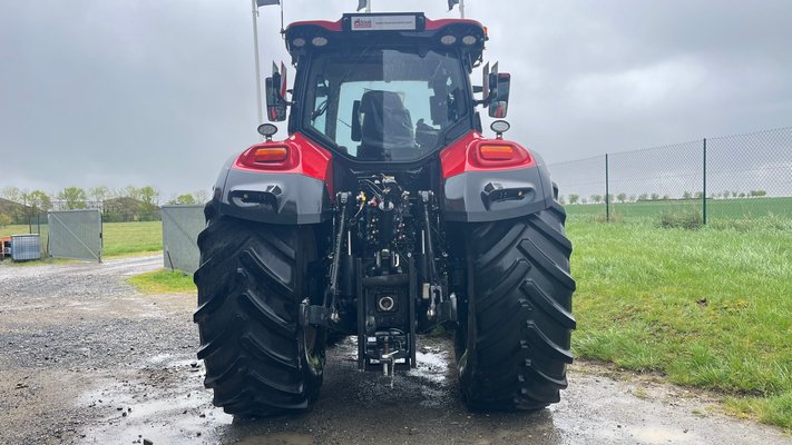 Tracteur agricole Case IH OPTUM 300 CVX DRIVE