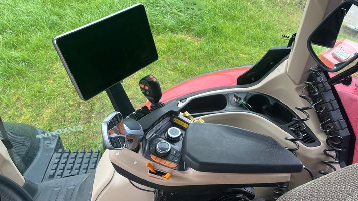 Tracteur agricole Case IH OPTUM 300 CVX DRIVE
