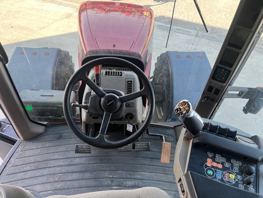 Tracteur agricole Case IH MAGNUM 235 EP EVOLUTION - 235