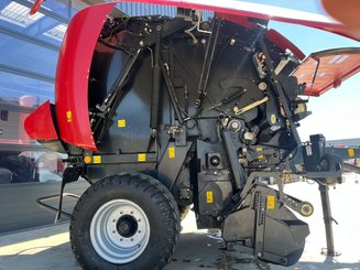Presse à balles rondes Case IH RB465 - 5