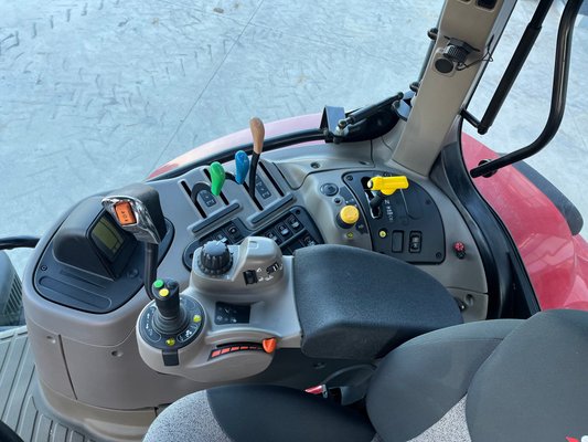 Tracteur agricole Case IH PUMA 165 STAGE V