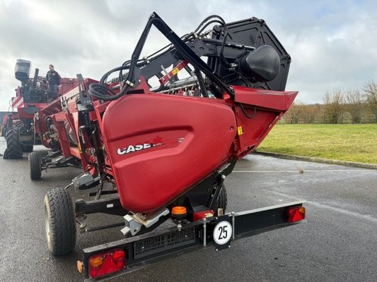 Moissonneuse batteuse Case IH AXIAL FLOW 6150 