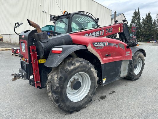Unknown range 484 Case IH FARMLIFT 742 