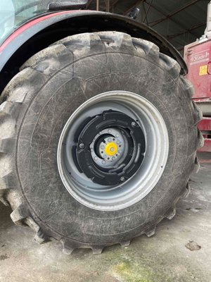 Tracteur agricole Case IH OPTUM 300 CVX DRIVE