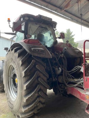 Tracteur agricole Case IH OPTUM 300 CVX DRIVE